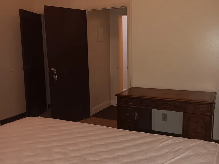 2214 Auburn Ave #2 — Photo 14
