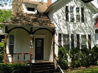 230 Allen Ave, West Chicago, IL 60185