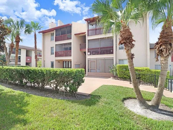 8602 HURON COURT #50, TAMPA, FL 33614