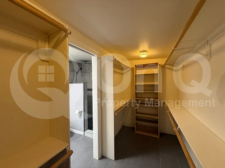 8601 E Calle Bolivar — Photo 38