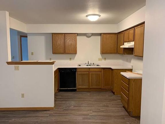 4th image of 130 W Oak Leaf Dr #2
