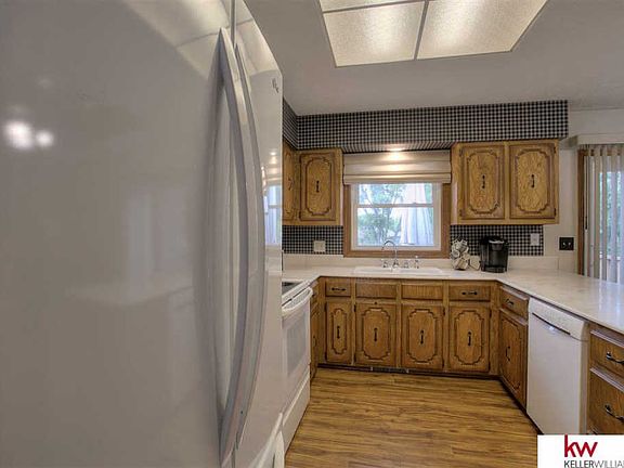 4th image of 5708 N 116th Cir