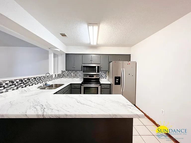 437 Shoal Lake Dr — Photo 4