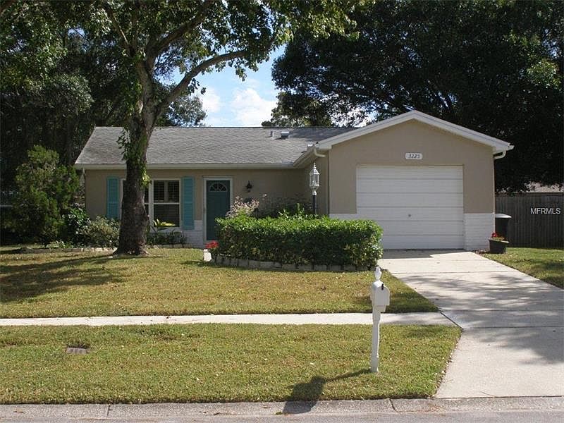 1st image of 3225 Pine Haven Dr