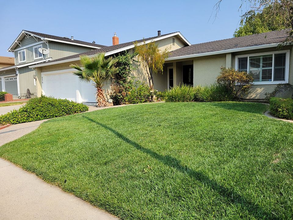 1st image of 6576 Belbrook Ct