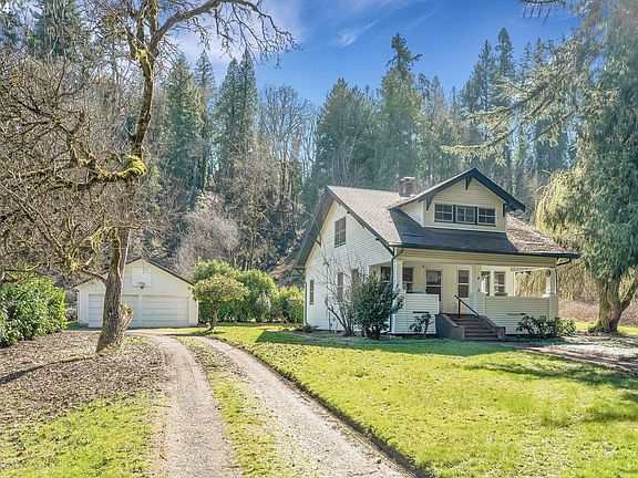 3rd image of 14710 Clackamas River Dr