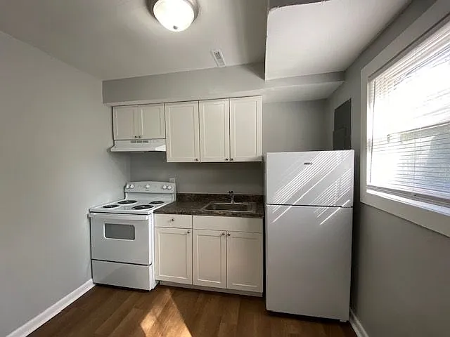 Lynhaven Apartments