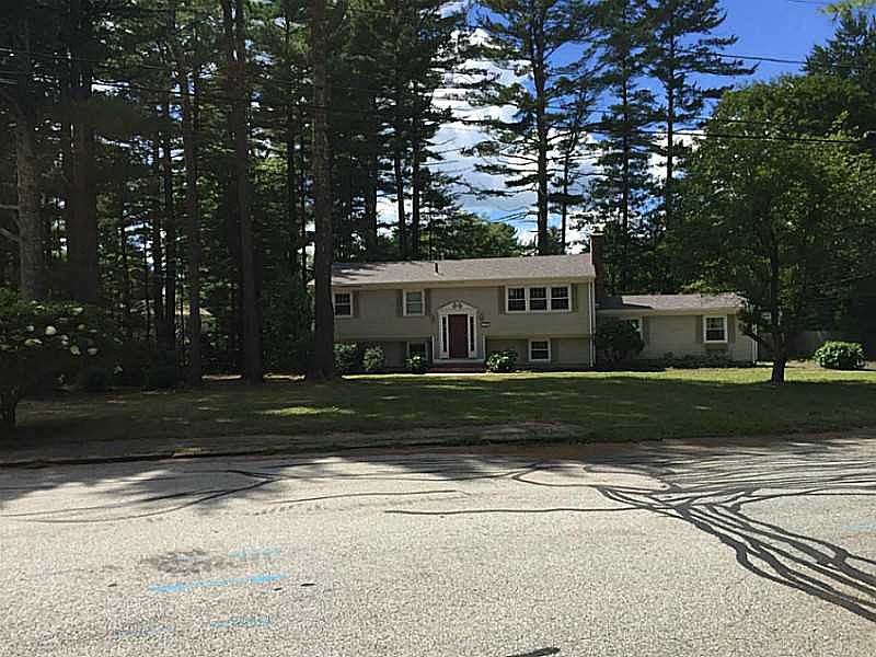 1st image of 12 Kingswood Dr