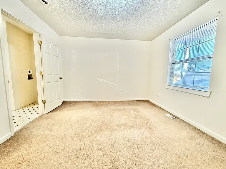 102 Carter Sells Rd — Photo 4