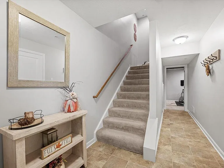 126 Watson Dr — Photo 21