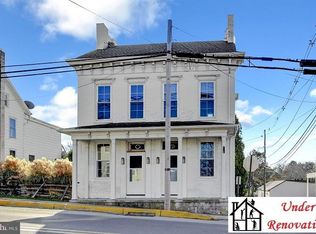 13 Baltimore St, Spring Grove, PA 17362