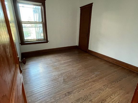 5th image of 5644 N Glenwood Ave #3
