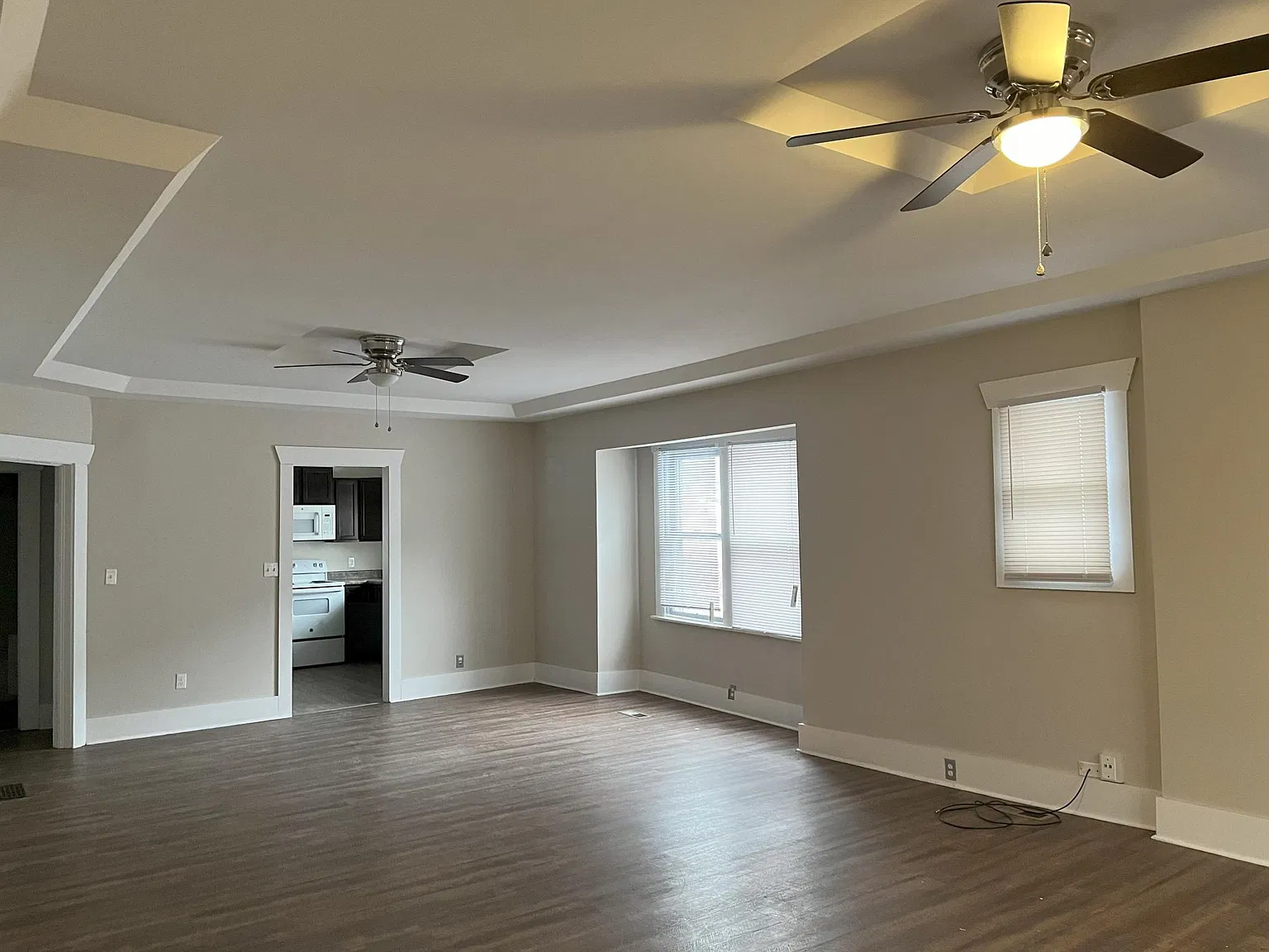 3 bed, 1.5 bath, 1250 sqft, $1,345 — Photo 2