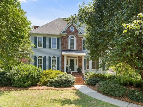 215 Brookfarm Trl, Lewisville, NC 27023