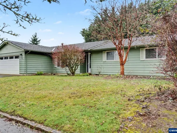 2377 Woodlawn Ct NE, Keizer, OR 97303