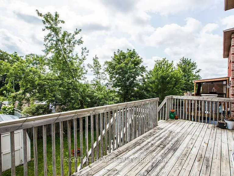 11 Butternut Dr — Photo 45