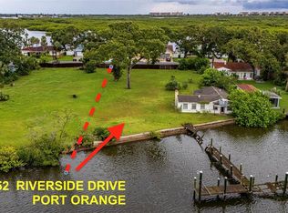 5952 S Riverside Dr #10-11, Pt Orange, FL 32127