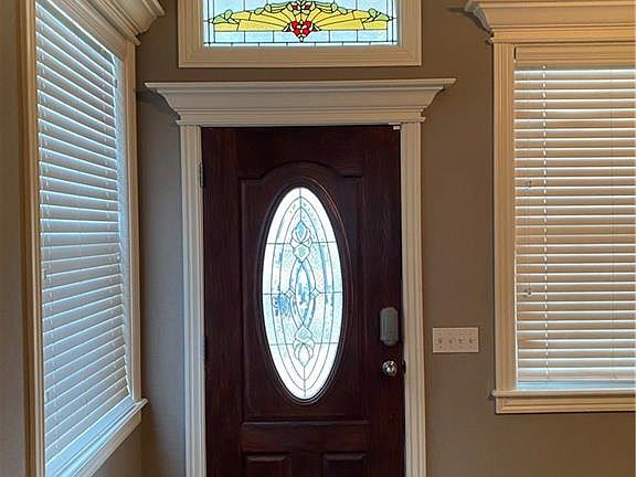 3rd image of 3510 W Belmont Cir