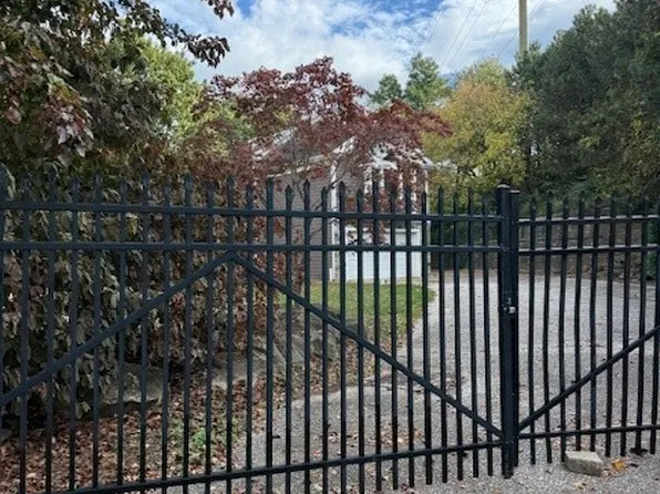 19130 Beach Cliff Blvd, Rocky River, OH 44116