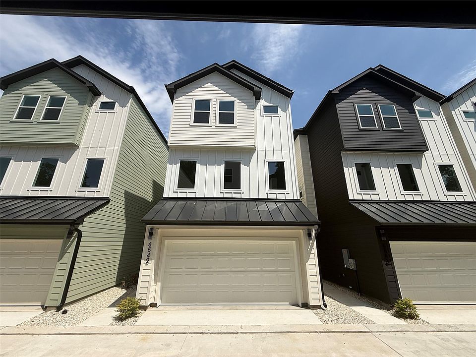 1st image of 6542 Goldspier St