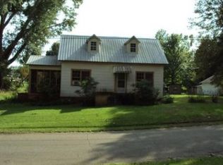 302 2nd St SW, Wedowee, AL 36278