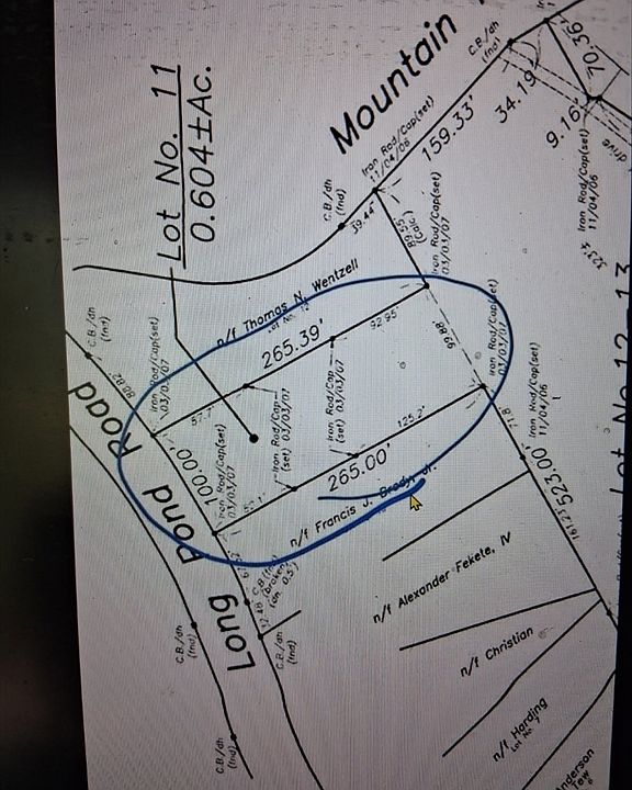 2nd image of 906 Long Pond Rd