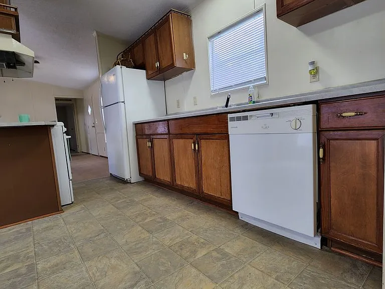 1022 Linda Ln — Photo 13