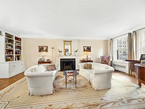 1075 Park Ave #3D, New York, NY 10128