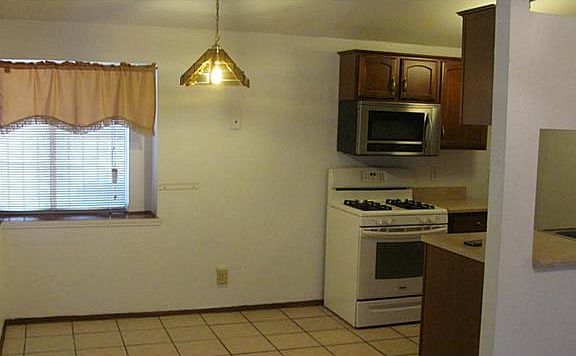3rd image of 11813 Tracy Austin Ln