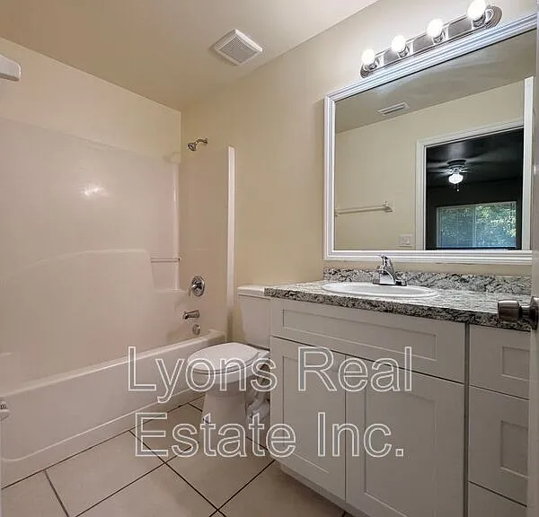 764 Gallo Ave S — Photo 16