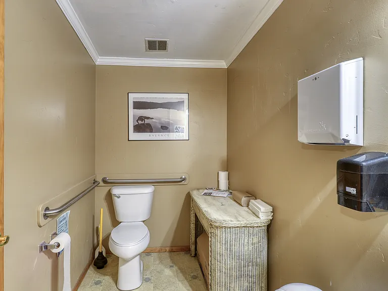450 Lewis St #C8C-3C — Photo 20
