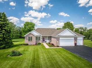 202 High Ridge Trl, Rockford, IL 61107