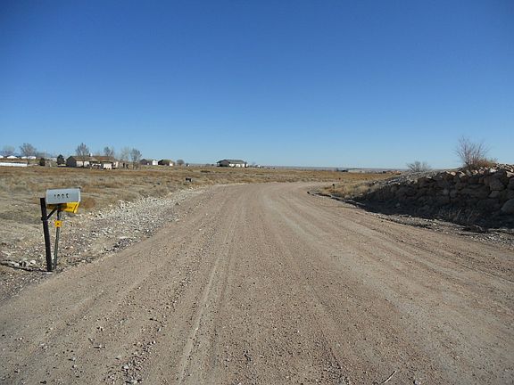 4th image of 1095 S Greenway Dr
