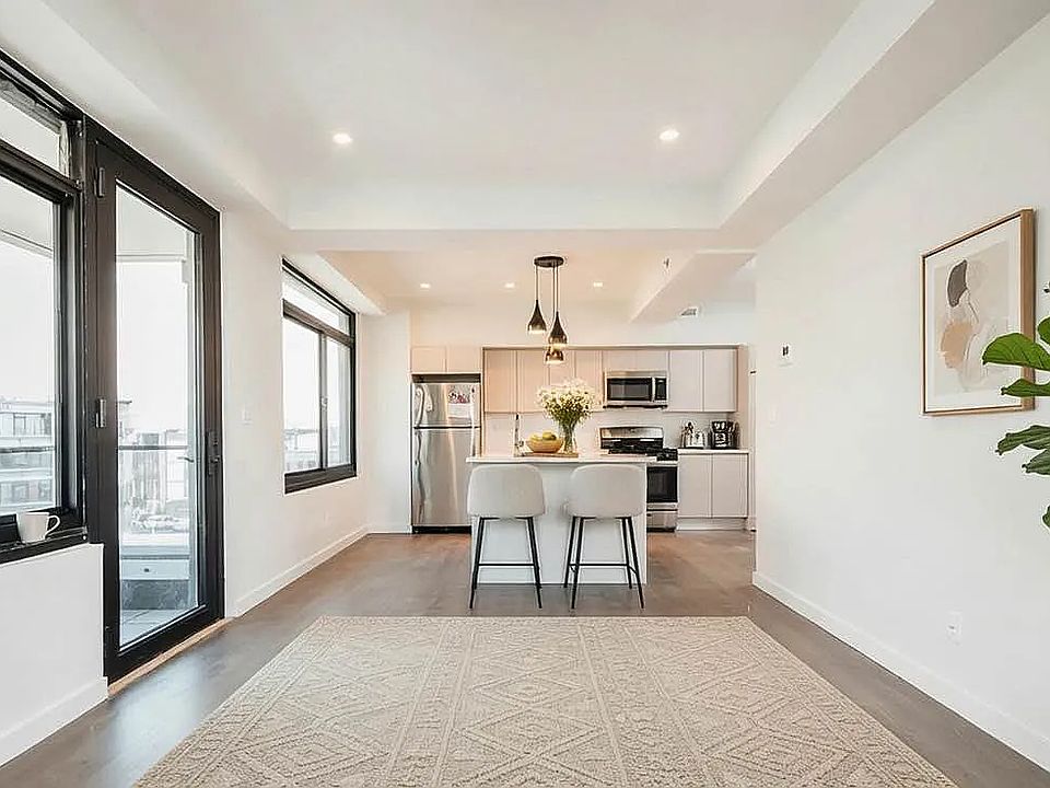 1st image of 594 Bushwick Ave APT 406