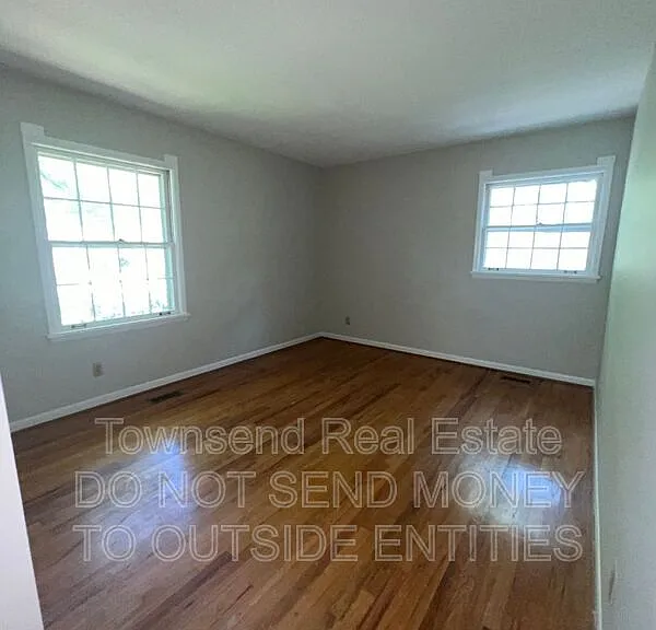 2904 Collingwood St — Photo 14