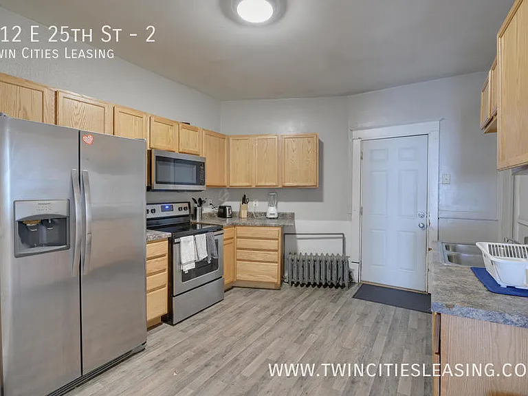 912 E 25th St #2 — Photo 35