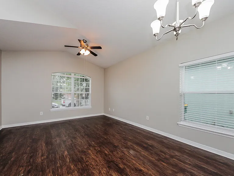 4313 Creeks Run Blvd — Photo 7