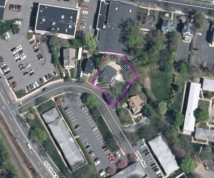 1st image of 21 Valley Ave