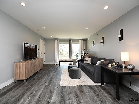 2nd image of 4188 Cove Ln APT B