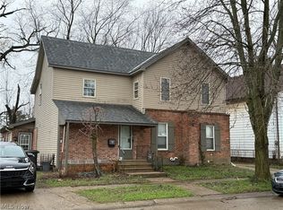 140 School St, Elyria, OH