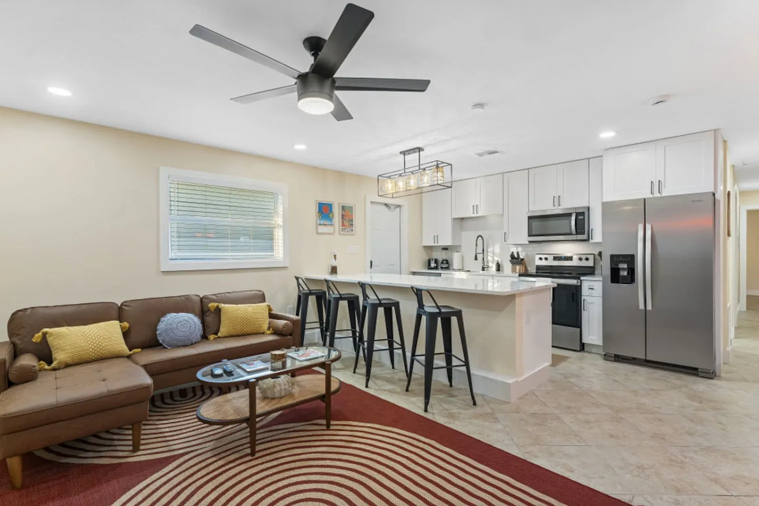 2 bed, 1.0 bath, 850 sqft, $3,037 — Photo 4