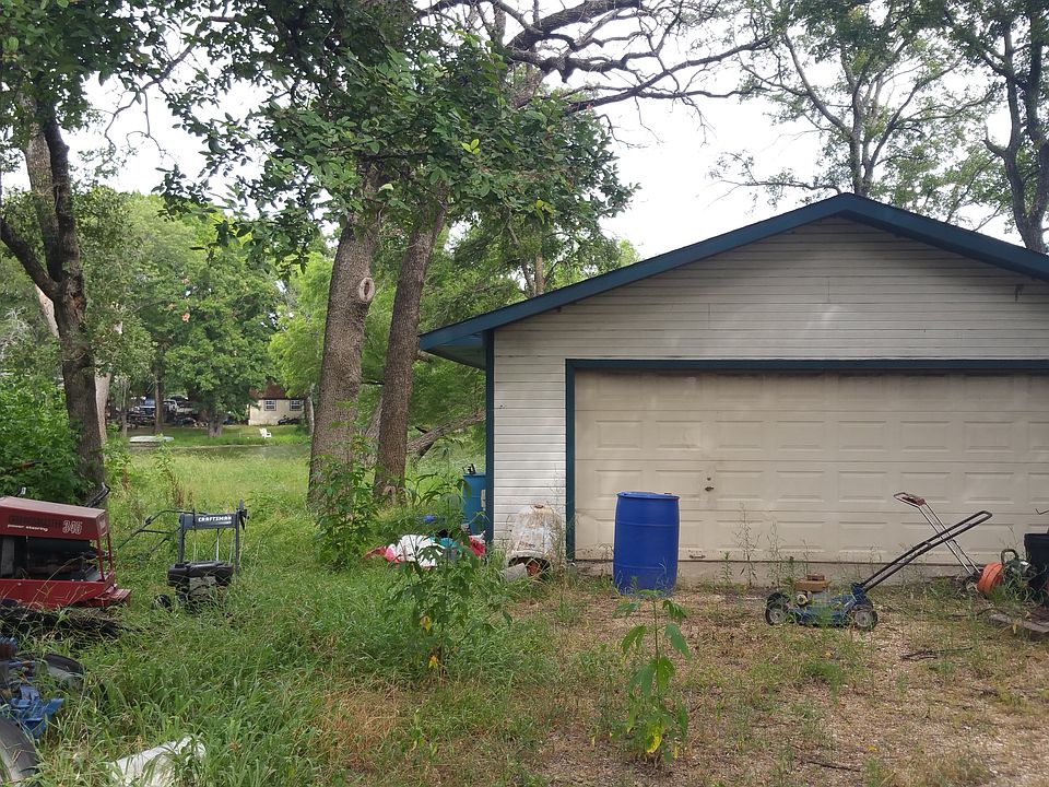 2nd image of 286 Blackjack Cir