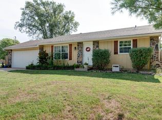 3844 S Geri Ave, Springfield, MO 65807