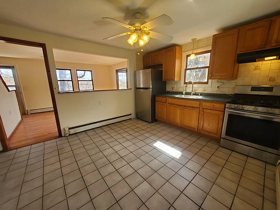 2nd image of 5 Woodlawn Ave #A