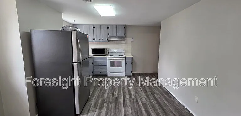 501 N Main St #3 — Photo 7