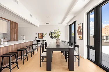 630 Grand Avenue, #404