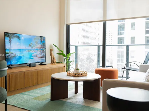 11 NE 6th St Unit 513, Miami, FL 33132