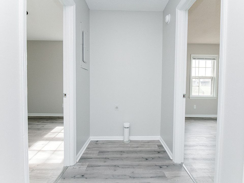 1st image of 520 Keen St