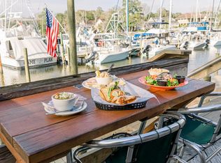 1000 Bay Dr APT 503, Niceville, FL 32578