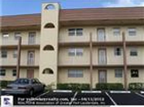 3050 Sunrise Lakes Dr E, Sunrise, FL 33322